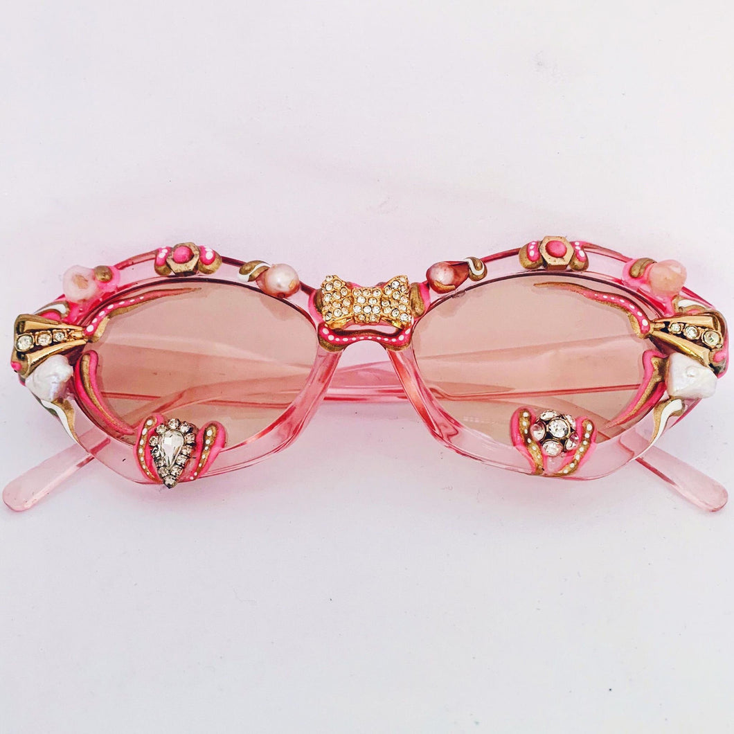 Sittin' Pretty Pink Festival Glasses